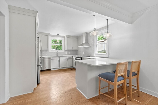 Building Photo - 806 Washington Ave