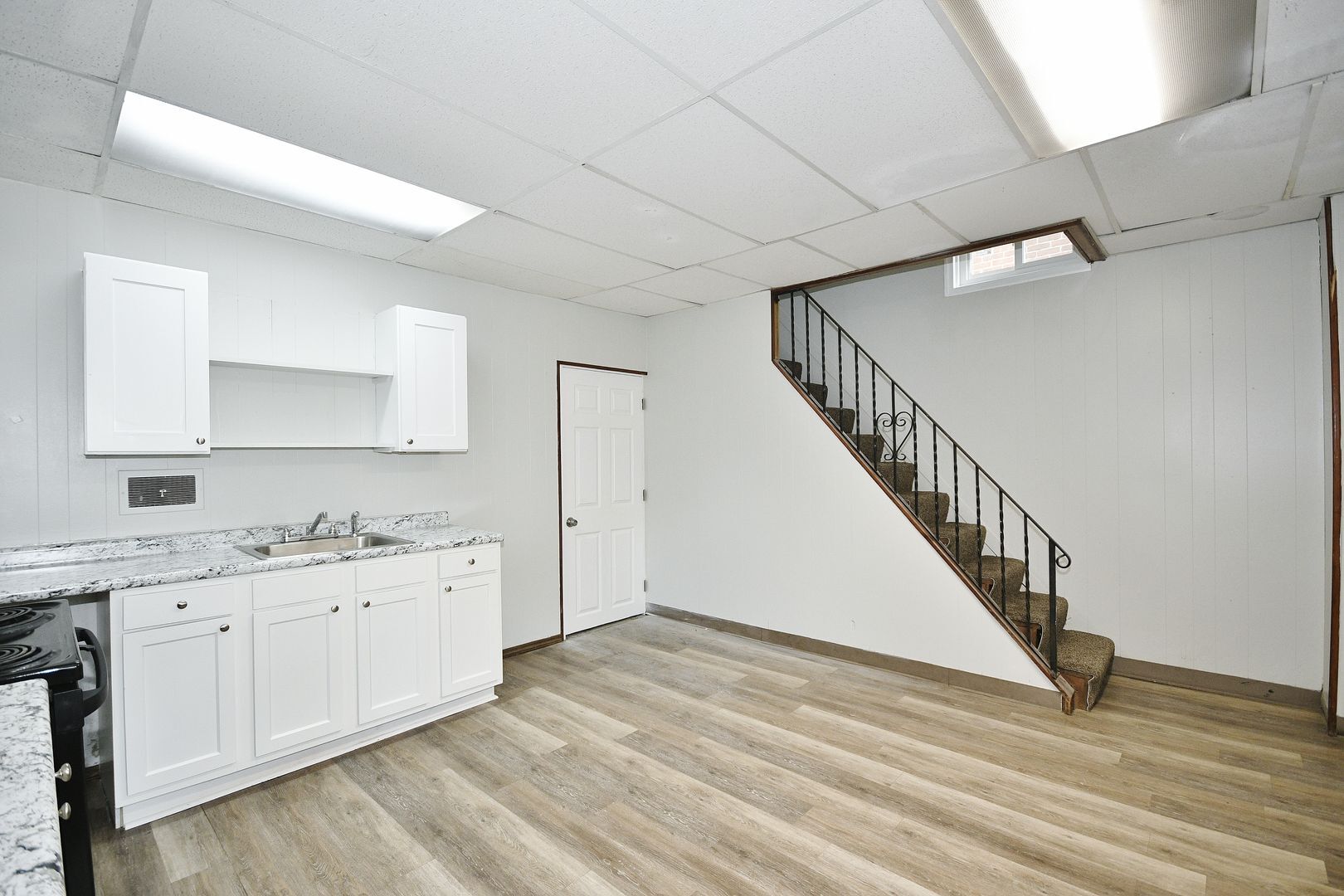 Building Photo - 303 N Holland Ave