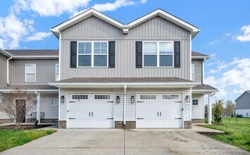 Building Photo - Beautiful 3-Bedroom Townhome in Pleasure Ridge Park!