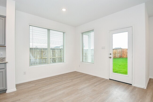 Building Photo - 5240 Pine Pass Dr