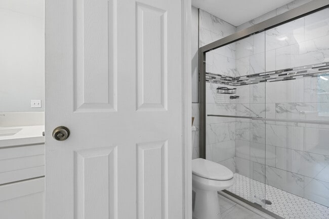 Building Photo - 6791 Lantern Key Dr