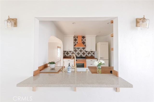 Building Photo - 912 8th Pl
