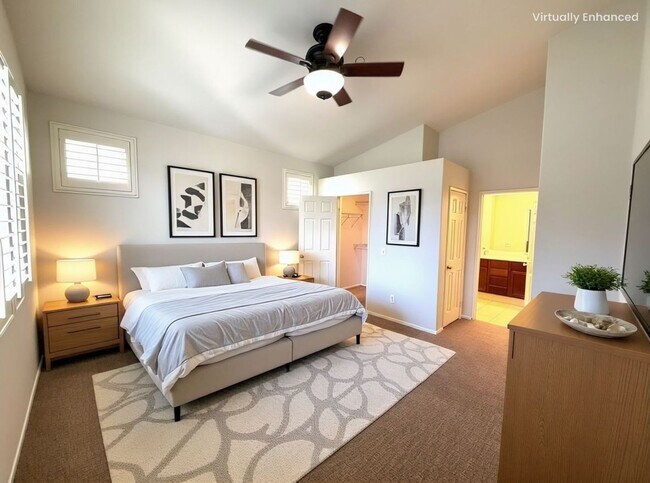 Building Photo - Spacious single story 2-bed home with an o...