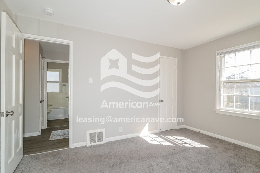 Building Photo - 7731 Bloom Dr