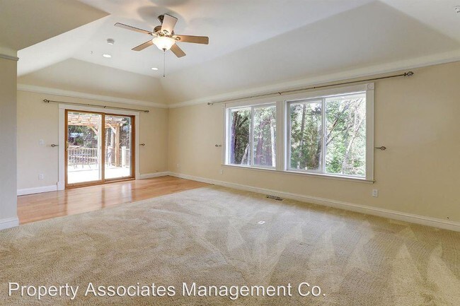 Building Photo - 3 br, 3.5 bath House - 14052 Wings of Morning