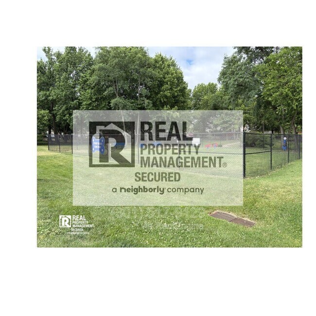 Building Photo - 1346 Riverwood Way