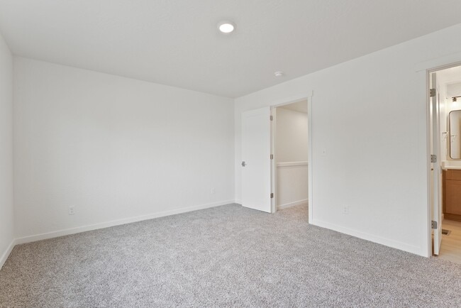 Building Photo - 19302 E Sprague Ave