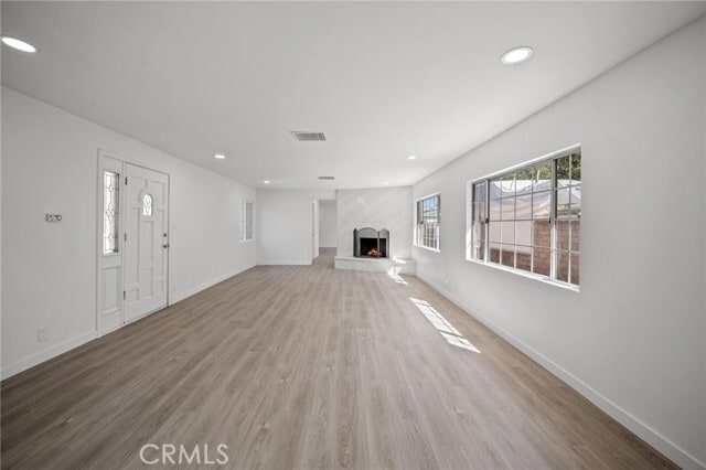 Building Photo - 7445 Balcom Ave