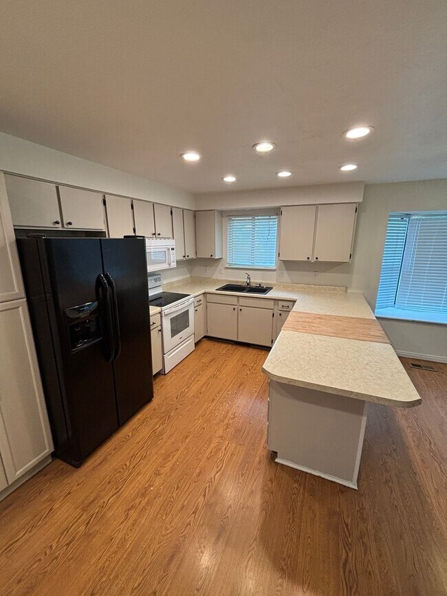 Building Photo - 3391 Wake Cir