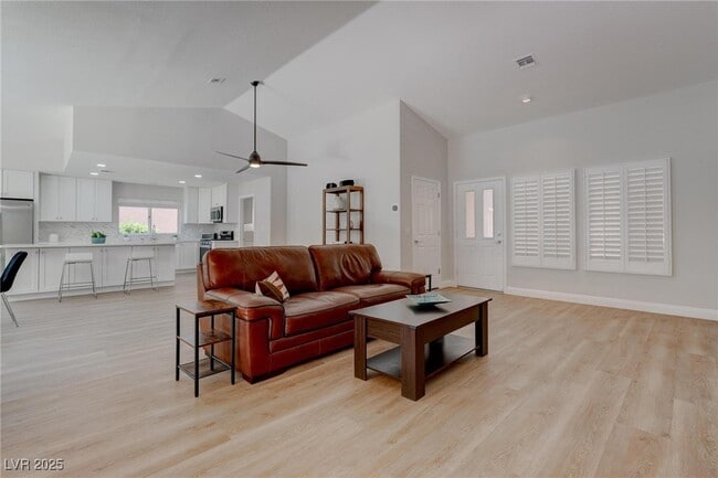Building Photo - 3040 Hidden Treasure Dr