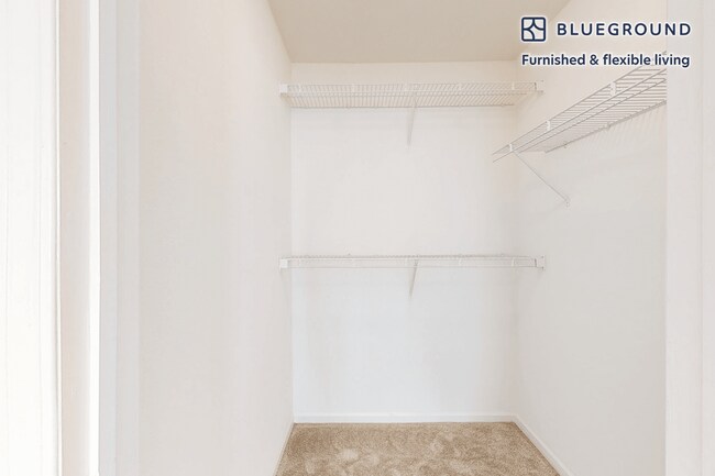 Building Photo - 313 Avalon Cir