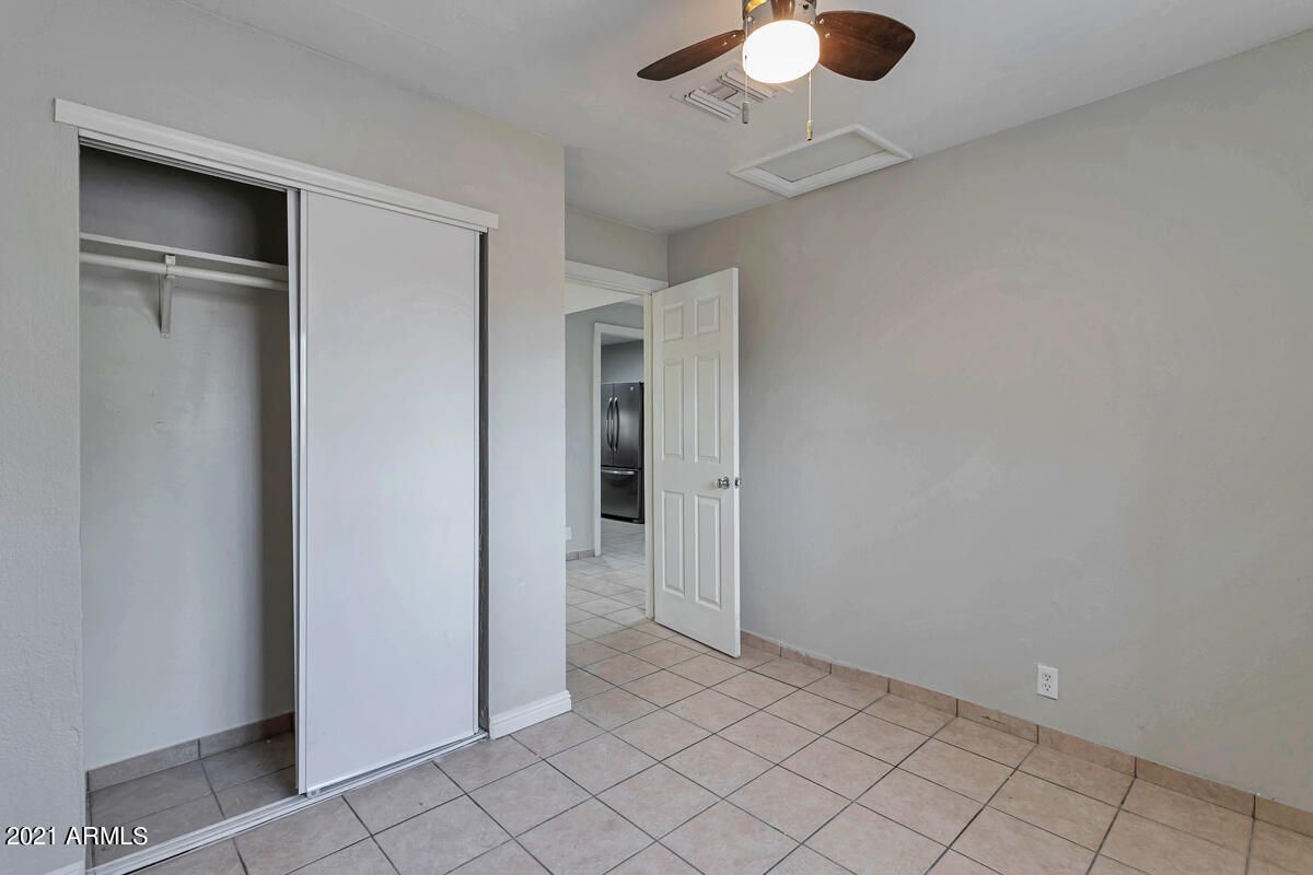 Building Photo - 5206 W Ocotillo Rd