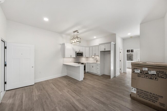 Building Photo - 1083 US-9