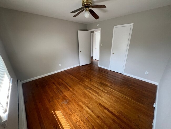 Building Photo - Very Spacious 3 bdrm/1 bth House Located in Henrico's West End!!