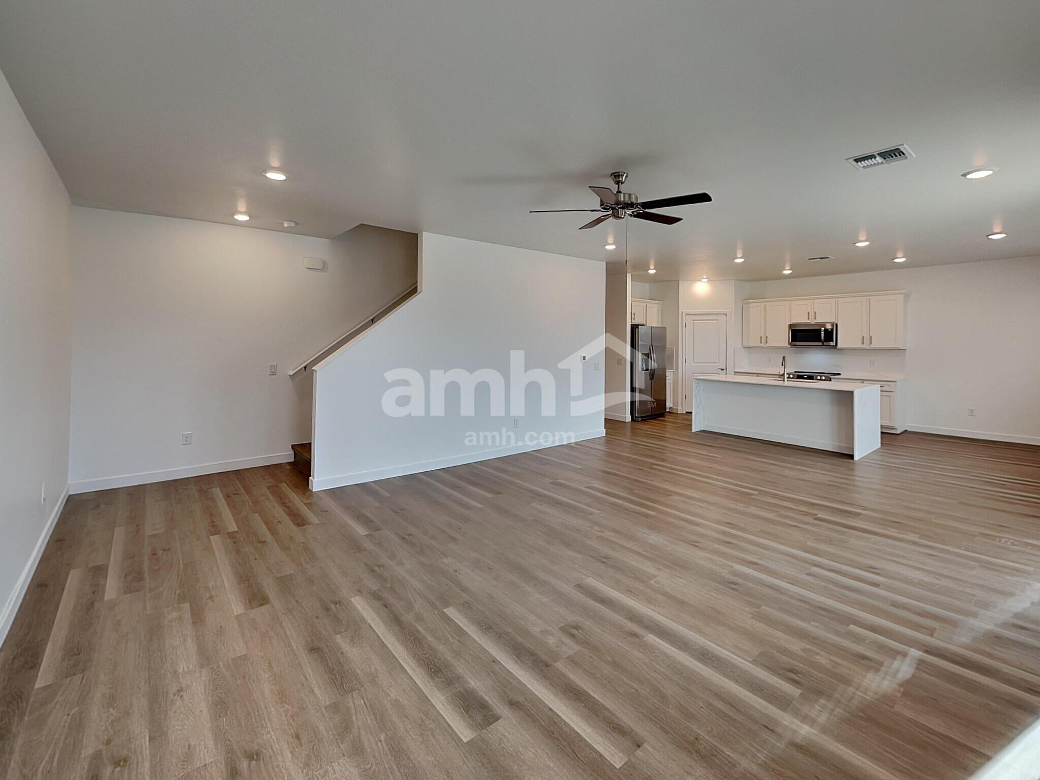 Building Photo - 9629 E Friedel Dr