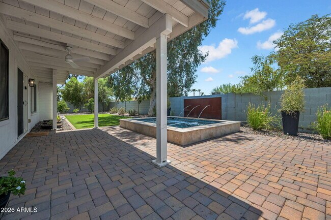 Building Photo - 5219 E Winchcomb Dr