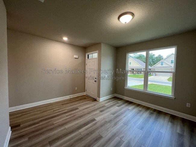 Building Photo - 5349 Parkside Dr
