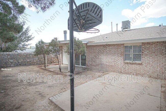 Building Photo - 11608 James Watt Dr