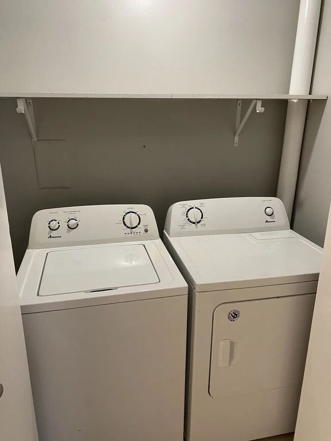 Building Photo - 2BR Home in Port Allen | Garden District of West Baton Rouge