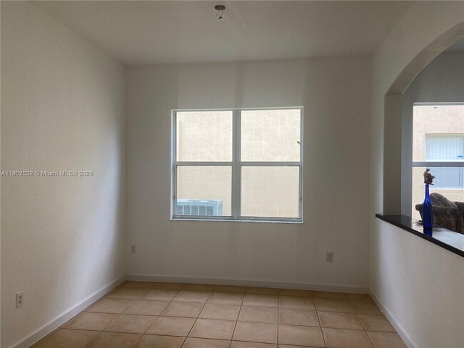 Building Photo - 1522 SE 16th Ave