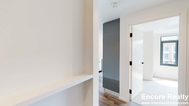 Building Photo - 345 Harrison Ave