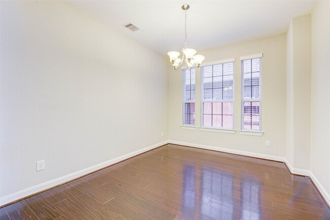Building Photo - 22530 Cutter Mill Dr