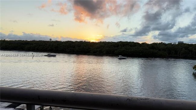 Building Photo - 456 Poinciana Island Dr