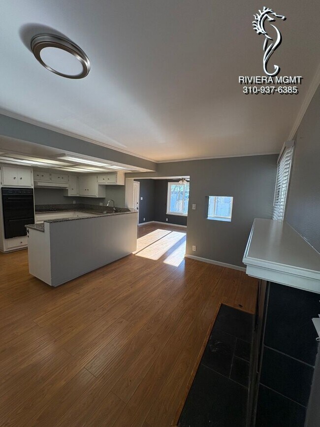 Building Photo - 367