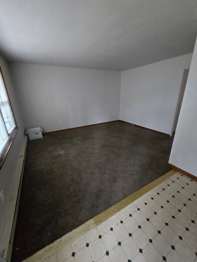 Building Photo - Kennedy