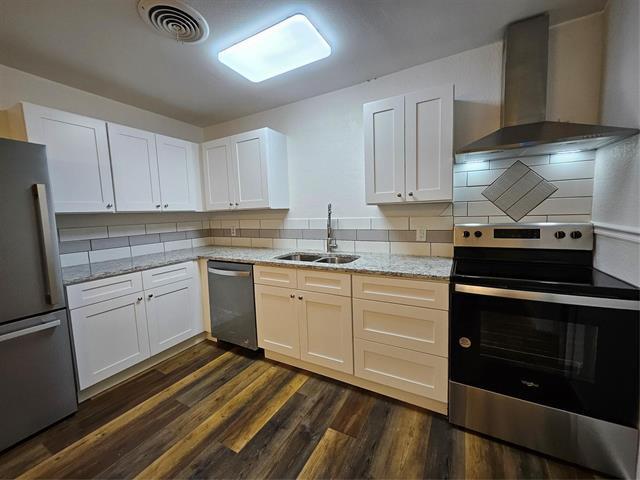 Building Photo - 541 S Mockingbird Ln