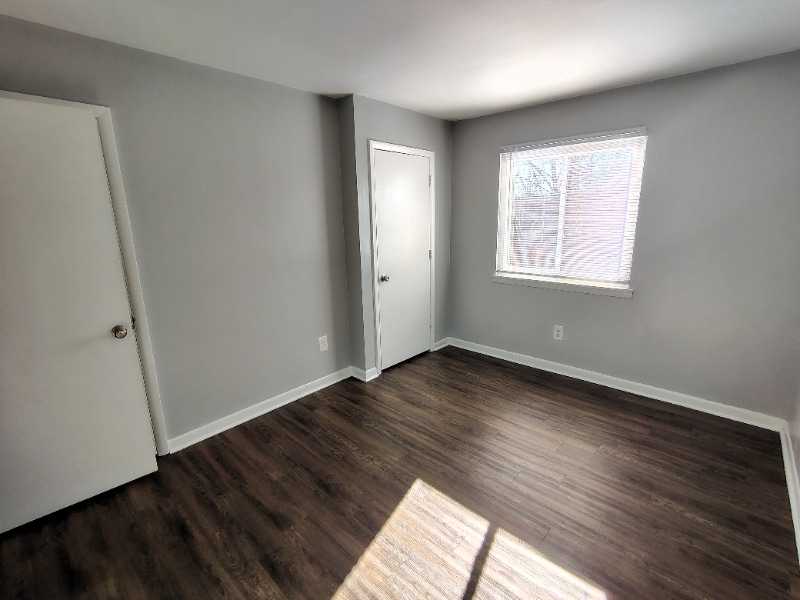 Building Photo - 600 Reusens Rd