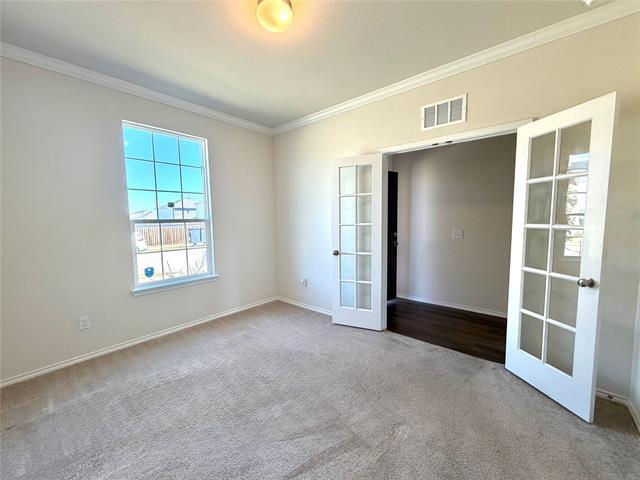 Building Photo - 2006 Hummingbird St