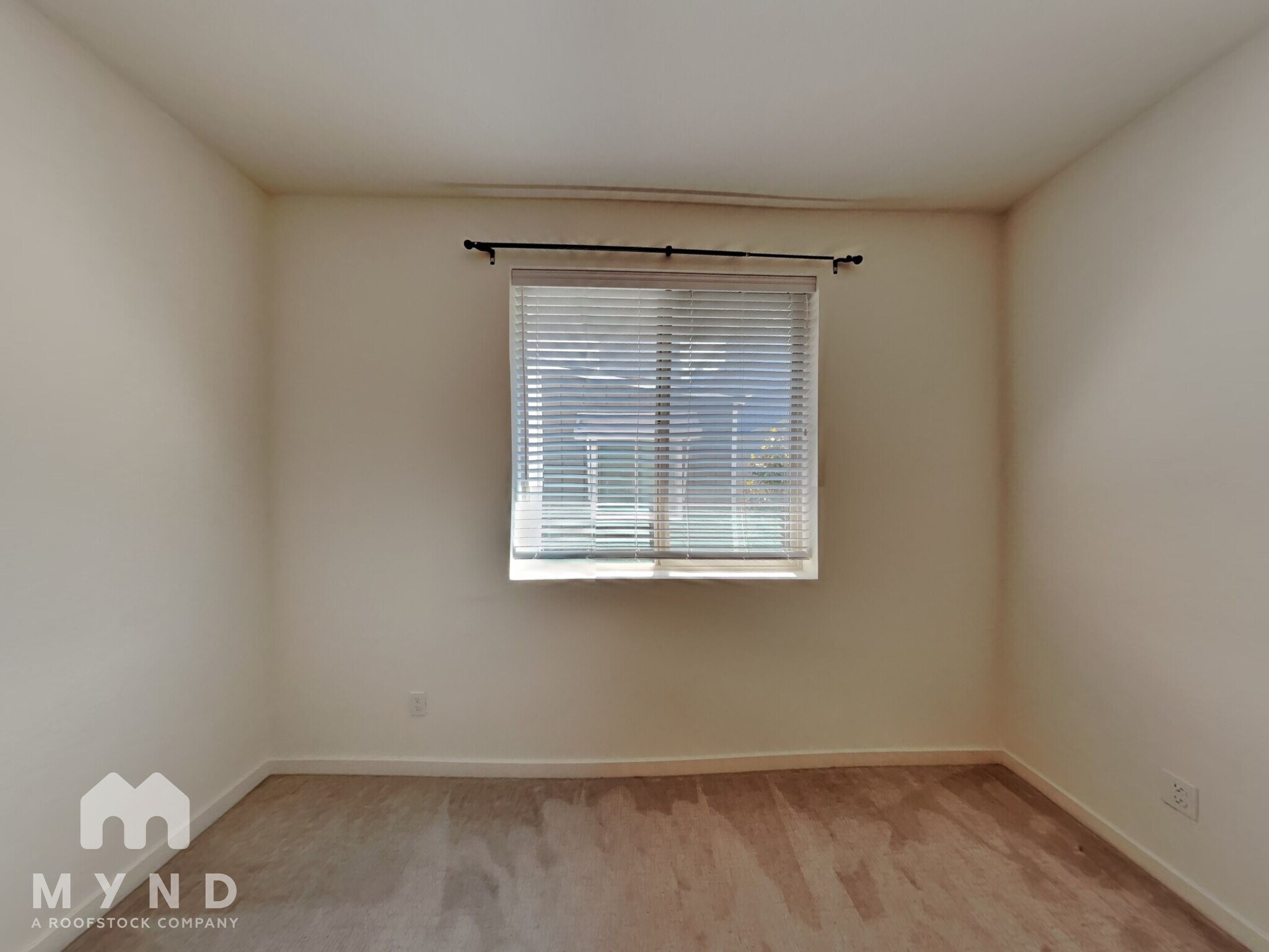 Building Photo - 236 Log Pond Ln