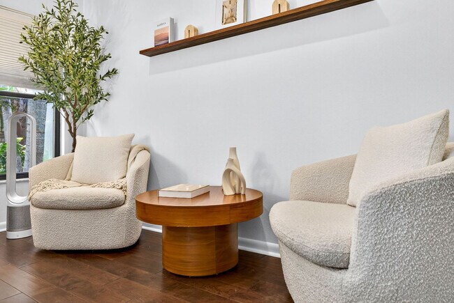 Building Photo - 14506 Clifty Ct