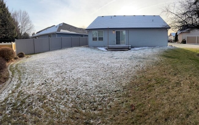 Building Photo - $2,250 / 3br - 1240ft2 - ?? NICE Valley 3Bd 2Ba Rancher! Ready Now! #1338 ?? (Spokane Valley)