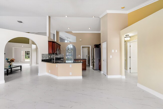 Building Photo - 2962 SW Coastal Terrace