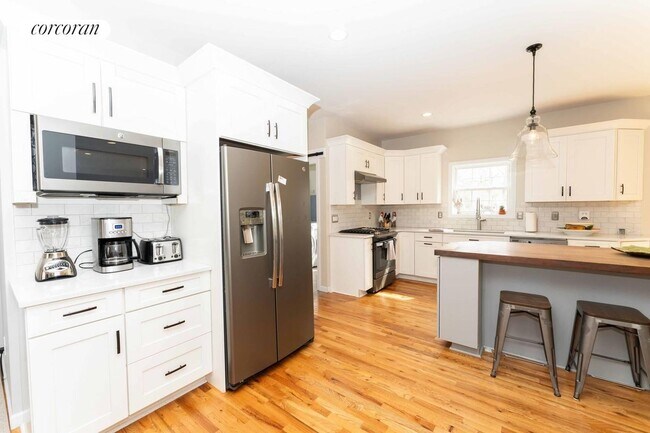 Building Photo - 9 Dayton Ave