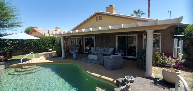 Building Photo - 82570 Delano Dr