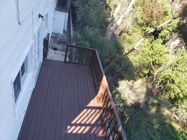 Private deck - 960 N Tigertail Rd