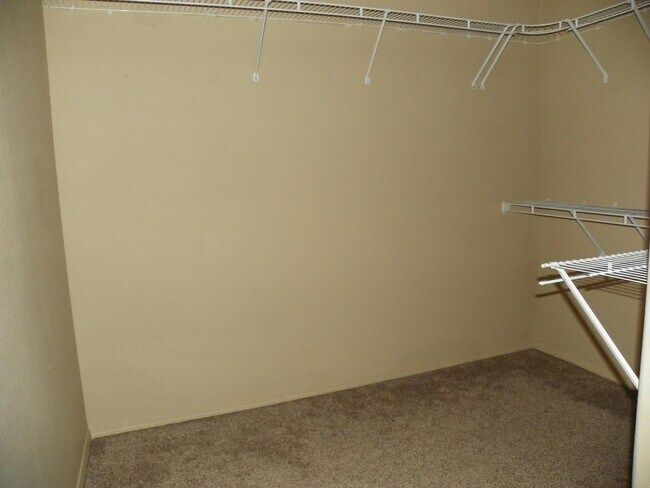 Building Photo - 1828 Chicoma Rd