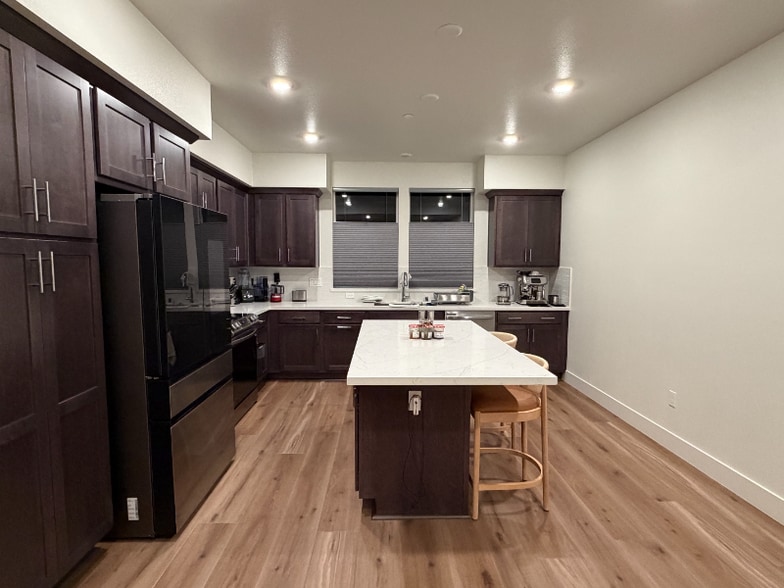 Building Photo - 2021 Stanford St