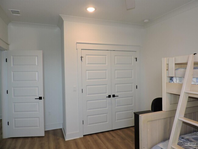 Building Photo - 13833 Red Drum Ct