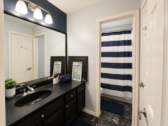Building Photo - 3115 Ashford Bend Dr