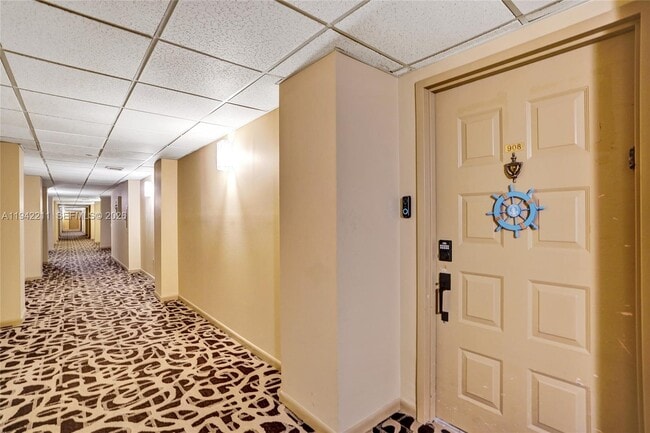 Building Photo - 1201 S Ocean Dr