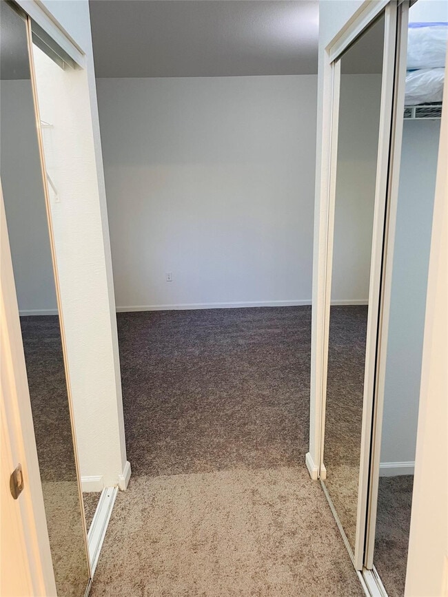 Building Photo - 3202 NW 31st Terrace