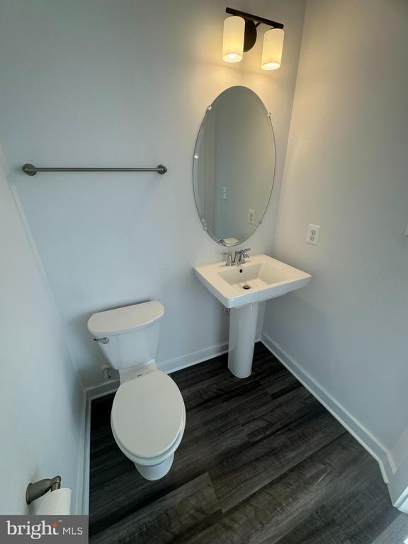 Building Photo - 417 Gillespie Dr