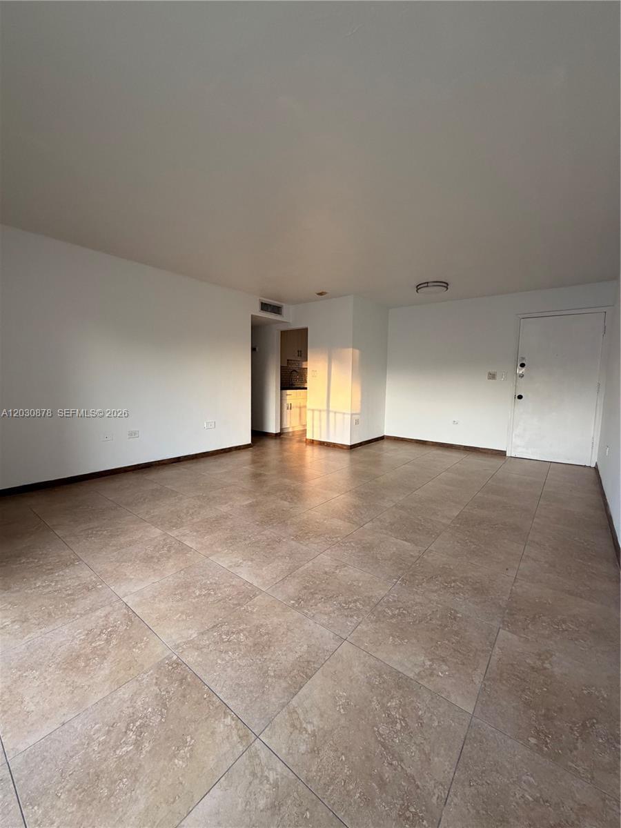Building Photo - 7250 SW 94th Pl