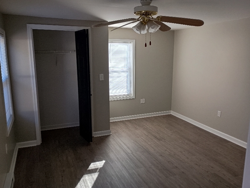 Building Photo - 179 Main St