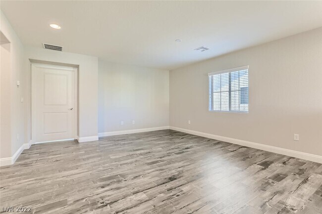 Building Photo - 9601 Abbey Pond Ave