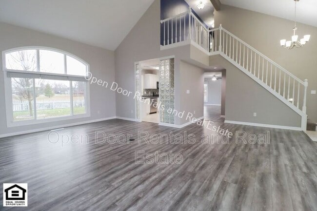 Building Photo - 8218 Fountainhead Dr